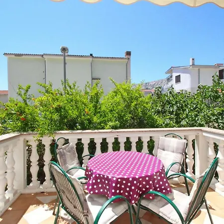 بيت ضيافة Alex