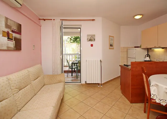 Alex بيت ضيافة 3*